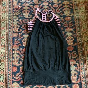 🍋Lululemon black and pink workout tank